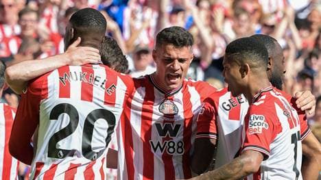 Granit Xhaka (M.) führt Sunderland als Kapitän nach Europa 
