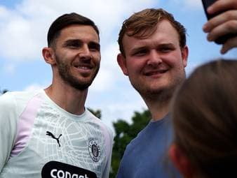 St. Pauli-Neuzugang Branimir Hrgota steht vor einer ganz besonderen Premiere für seinen neuen Arbeitgeber.