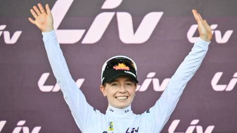 Antonia Niedermaier auf dem Tour-Podium