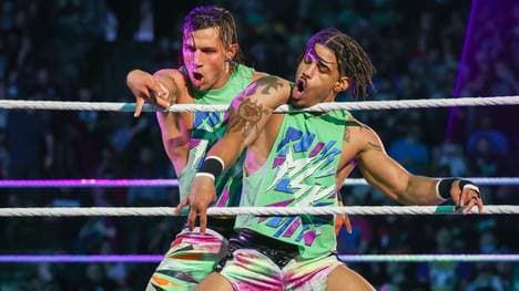 Nash Carter (l.) bildete bei WWE mit Wes Lee das Duo MSK