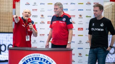 Herbert Müller (l.) wurde bei der PK deutlich