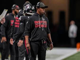 NFL-Team feuert Trainer und Manager