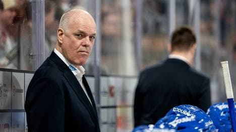 Bill Stewart kehrt zurück an die Bande