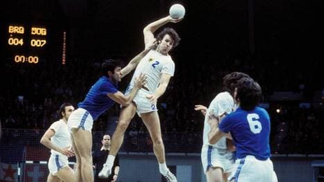 Joachim Deckarm (M.) erlitt am 30. März 1979 einen schweren Schicksalsschlag