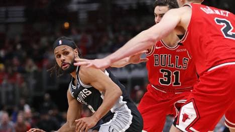 Patty Mills (l.) spendet sein Gehalt an Organisationen der Black-Lives-Matter-Bewegung