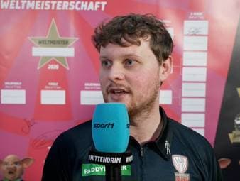 Kevin Doets beendet das kenianische Darts-Märchen von David Munyua. Im SPORT1-Interview beschreibt er das Erlebnis gegen den krassen Außenseiter auf der Bühne des Ally Pally zu spielen. 