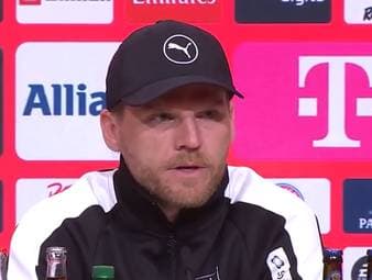 Eugen Polanski äußert sich nach der Niederlage beim FC Bayern München zum 0:2 durch Konrad Laimer. Der Gladbach-Trainer hadert mit der Entstehung und wittert ein Foul an seinem Spieler Hugo Bolin.