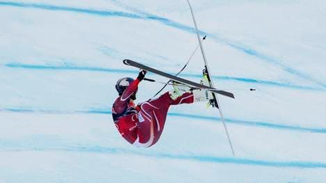 Aksel Lund Svindal zog sich auf der Streif schwere Verletzungen zu