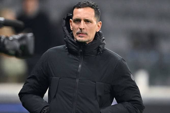 Toppmöller erklärt Star-Ausfall