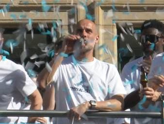 Manchester City darf nach der Saison immerhin den FA Cup & den Carabao Cup feiern. Vor allem zelebrieren die Skyblues aber den Abschied von Pep Guardiola. 