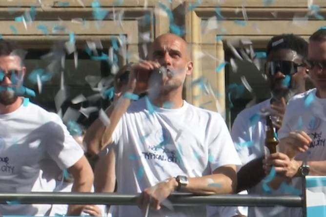Bier & Konfetti! So feiert City den Guardiola-Abschied