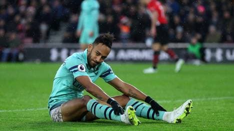 Pierre-Emerick Aubameyang verzeichnete in der ersten Hälfte gegen Liverpool lediglich sieben Ballkontakte