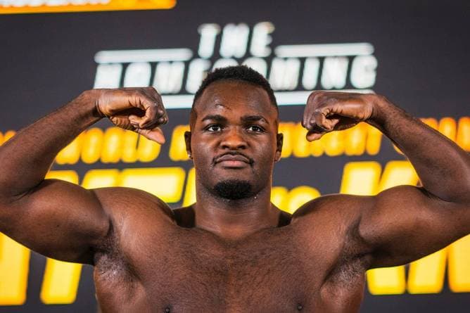 Tiafack gewinnt dritten Profikampf