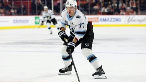 J.J. Peterka steht mit Utah in den Playoffs