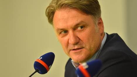 Dietmar Beiersdorfer hofft weiter, Ivica Olic zum Hamburger SV holen zu können