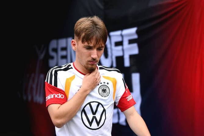 WM-Aus für Karl!