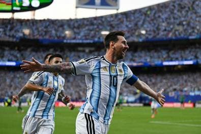 WM-Rekordtorschütze: Messi zieht mit Klose gleich