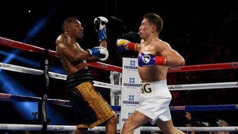 Gennadi Golowkin (r.) bezwang Willie Monroe Jr.
