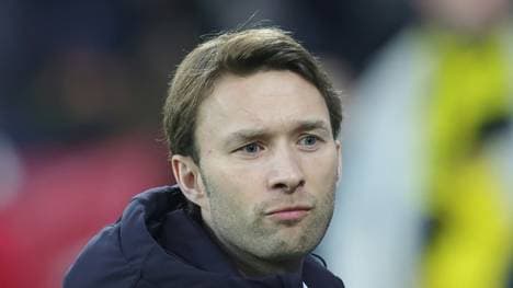 Simon Rolfes möchte mit Bayer ins Achtelfinale