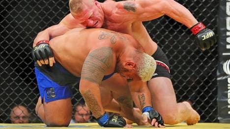 Brock Lesnar ist für ein Jahr suspendiert worden