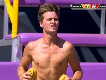 Marc hat mit einer Knieverletzung zu kämpfen, hängt aber trotzdem alles rein - ob das belohnt wird?