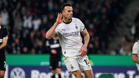 Die Fohlen hoffen beim Duell der Borussias auf Tore von Stürmer Haris Tabakovic!