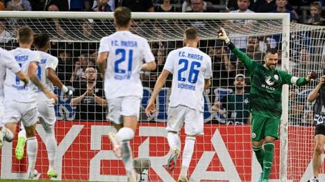 Markus Kolke hält alle drei Elfmeter des FSV Frankfurt