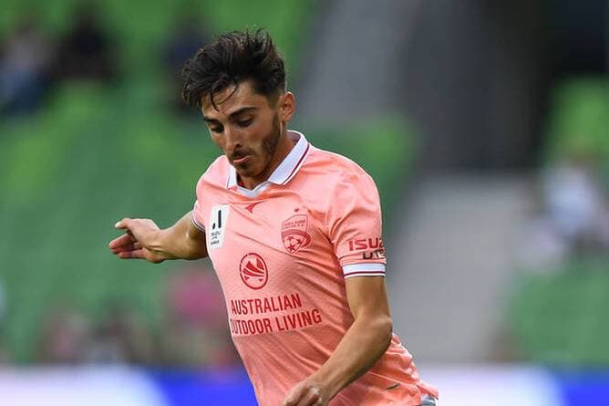 Profi rechnet nach Outing mit Klub ab