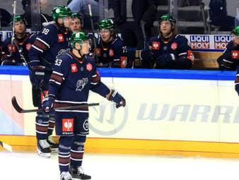 CHL: Berlin vor dem Aus - Bremerhaven siegt