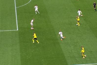 Elfer-Krimi in Frankfurt - aber alle reden hierüber