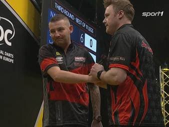 Nathan Aspinall zieht beim German Darts Grand Prix souverän in das Viertelfinale ein!