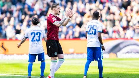 Josh Knight ärgert sich