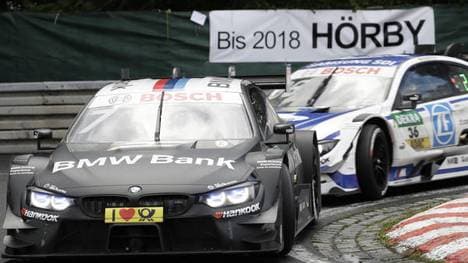 Unterhaltungsfaktor am Kommandostand: Fahrer suchen Boxentafel