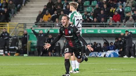 Baris Atik jubelt über sein Führungstor