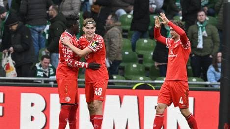 Nach dem Sieg an der Weser will Mainz nun auch das Weiterkommen in der Conference League bejubeln.