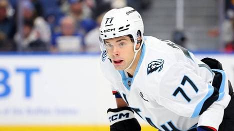 J.J. Peterka spielt in der NHL für Utah