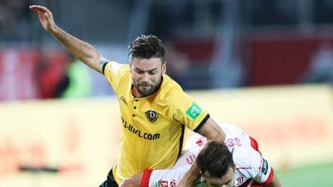 Kapitän Niklas Kreuzer (l.) fehlt Dynamo Dresden nach einer Tätlichkeit für drei Spiele