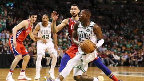 Philadelphia 76ers v Boston Celtics - Game One