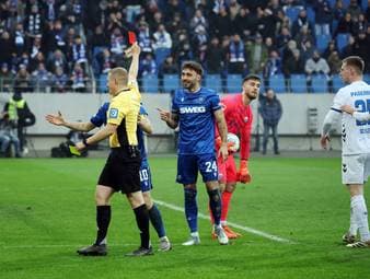 Platzverweise und aberkanntes Tor! KSC hadert nach Packung