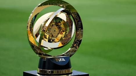 Die Trophäe der Klub-WM