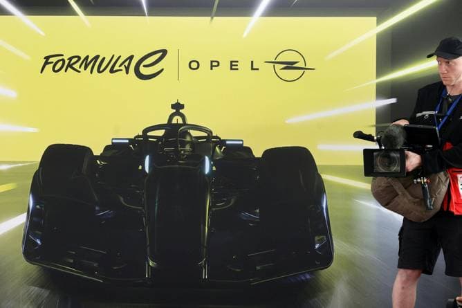 Opel steigt in Formel-Serie ein