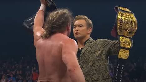 Kenny Omega (l.) und Kazuchika Okada lassen bei AEW ihre Fehde neu aufleben