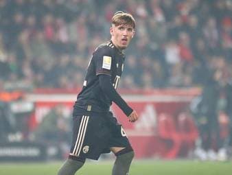 Fans der deutschen Nationalmannschaft sprechen über eine mögliche WM-Nominierung von Lennart Karl.