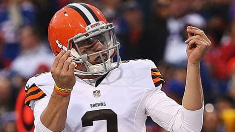 Rookie Johnny Manziel feiert seinen ersten NFL-Touchdown mit der Money-Geste