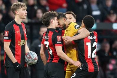 Ex-Bundesliga-Profi dreht komplett durch und fliegt