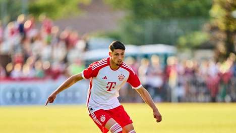 Yusuf Kabadayi verlässt den FC Bayern und schließt sich dem FC Augsburg an