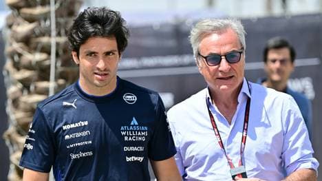Carlos Sainz senior (r.) mit seinem Sohn