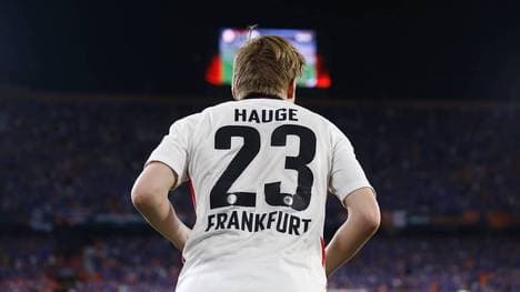 Jens Petter Hauge kam vom AC Mailand zur Eintracht