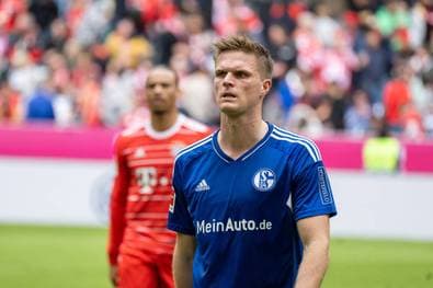 Schalke-Held am Pranger