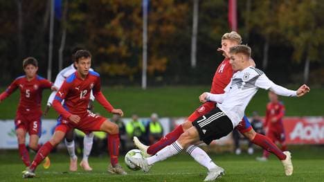 Germany U17 v Czech Republic U17 - U17 International Tournament